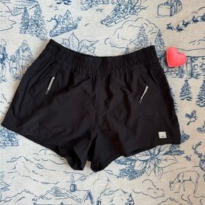 🏃🏻‍♀️ Vuori Dash shorts